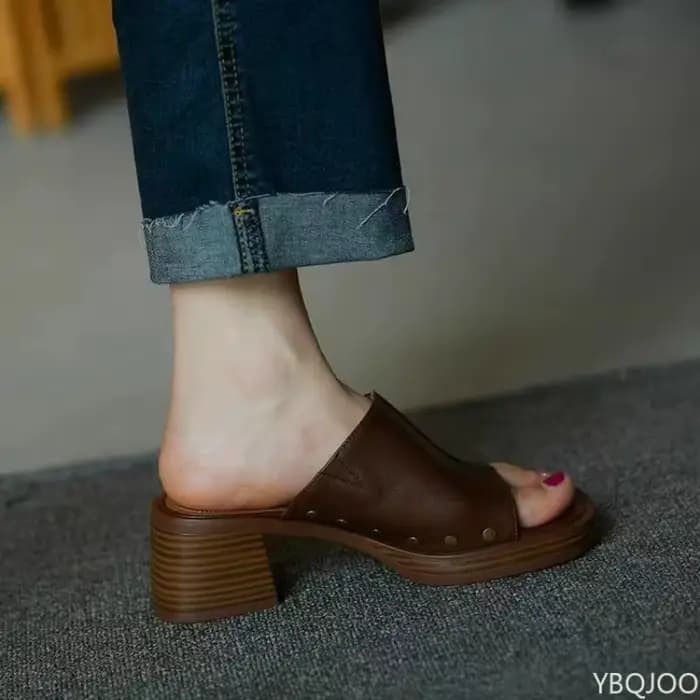 Chaussures à talons hauts pour femmes
