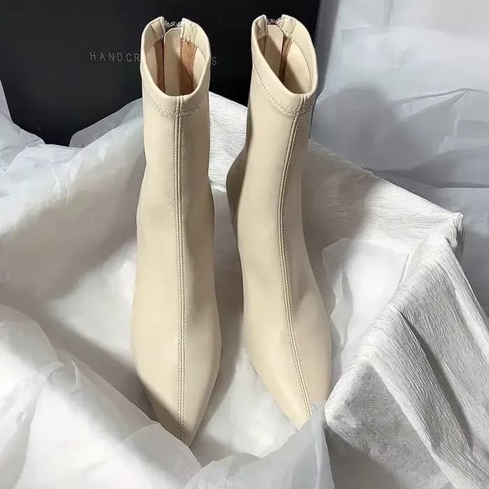Bottines à bout pointu pour femmes