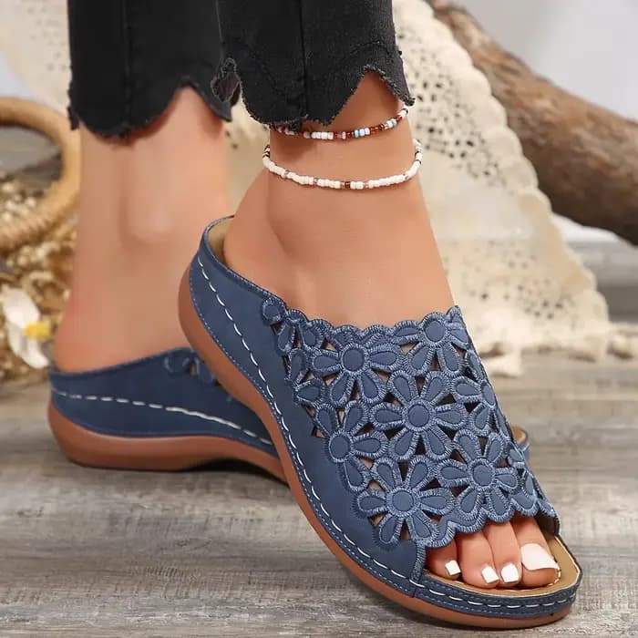 Sandales confortables à fleurs élégantes pour femmes – Design compensé élégant et coupe creuse