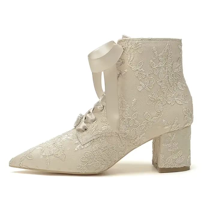 Bottes de Mariage en Dentelle à Talons Pointus