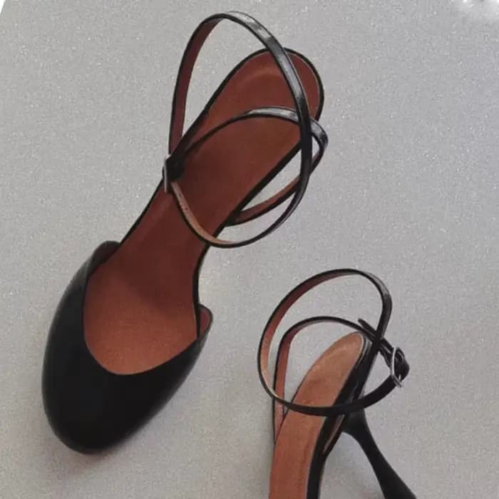 Sandales Classiques Noires à Talons Aiguilles Peu Profonds