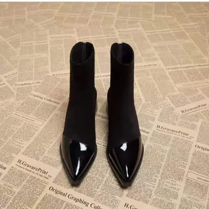 Bottines Chelsea pour femme en daim à talons épais mi-hauts et bout pointu