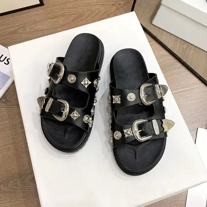Sandales noires pour femmes Punk pantoufles cloutées boucle décor bout ouvert