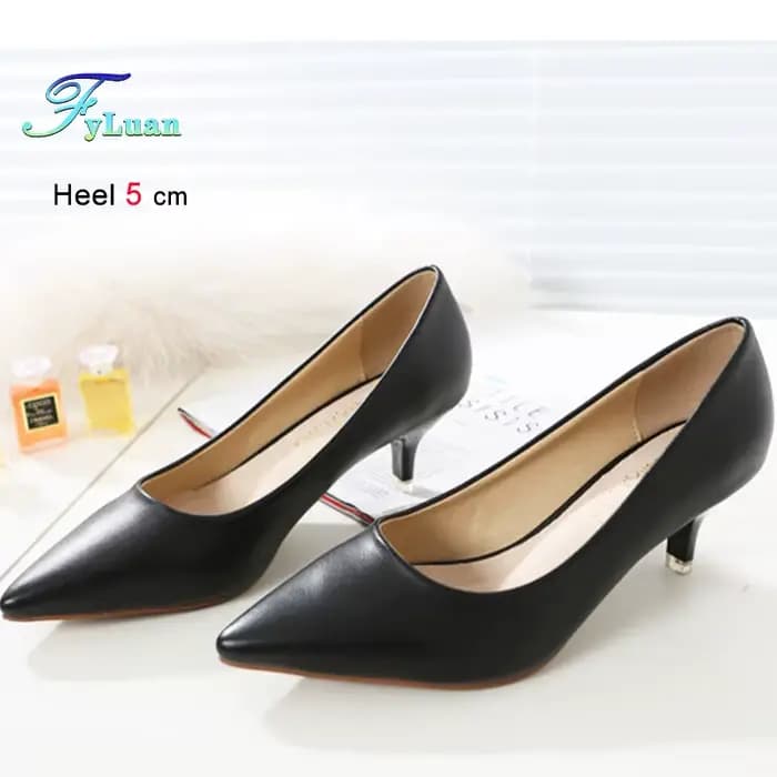 Chaussures à talons moyens noirs de 5cm pour femmes