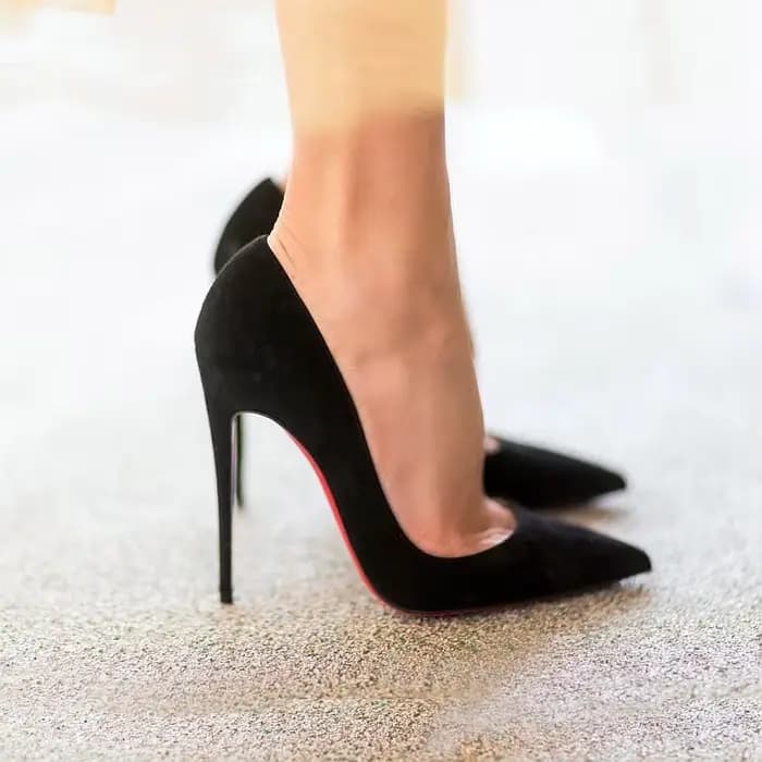 Escarpins à talons aiguilles en daim pour femmes