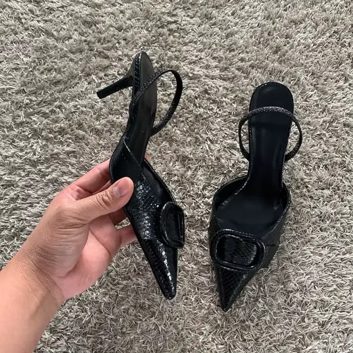 Escarpins en cuir noir pour femmes
