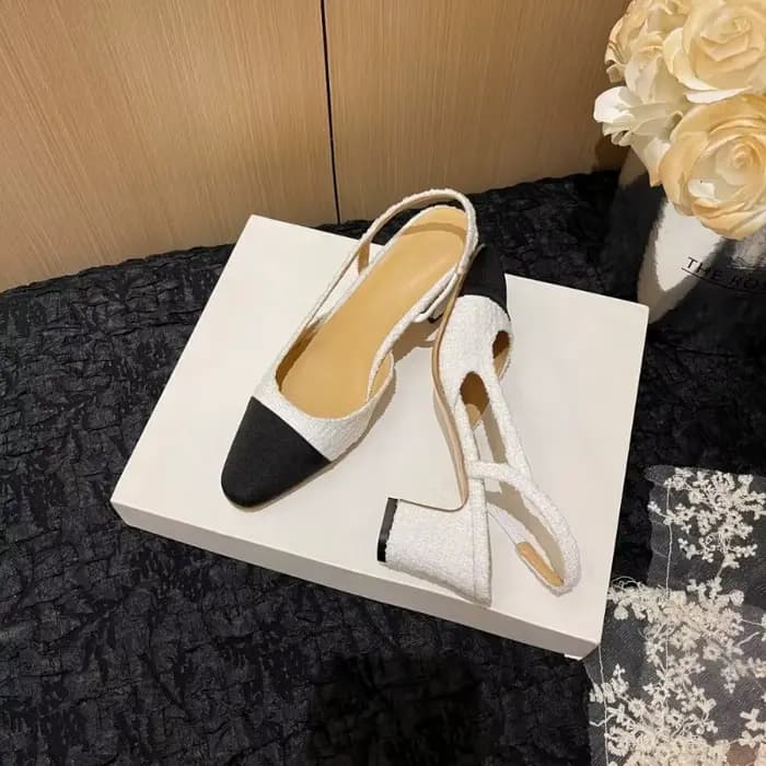 Nouvelles chaussures pour femmes