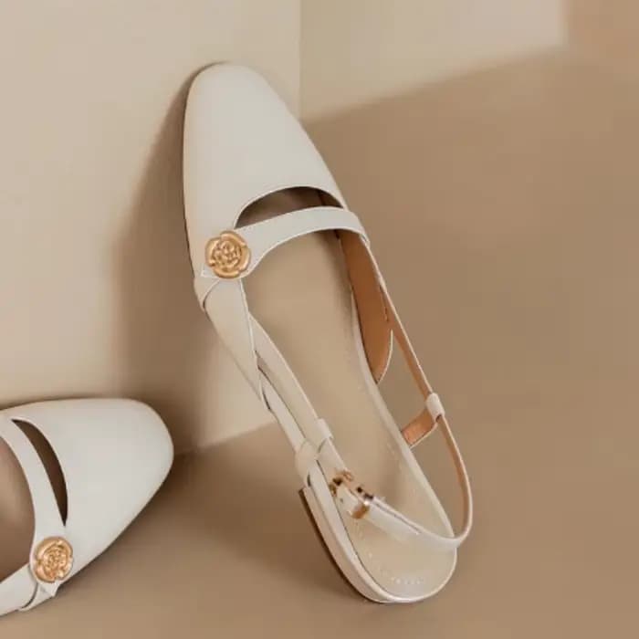 Sandales à talons beiges pour femmes