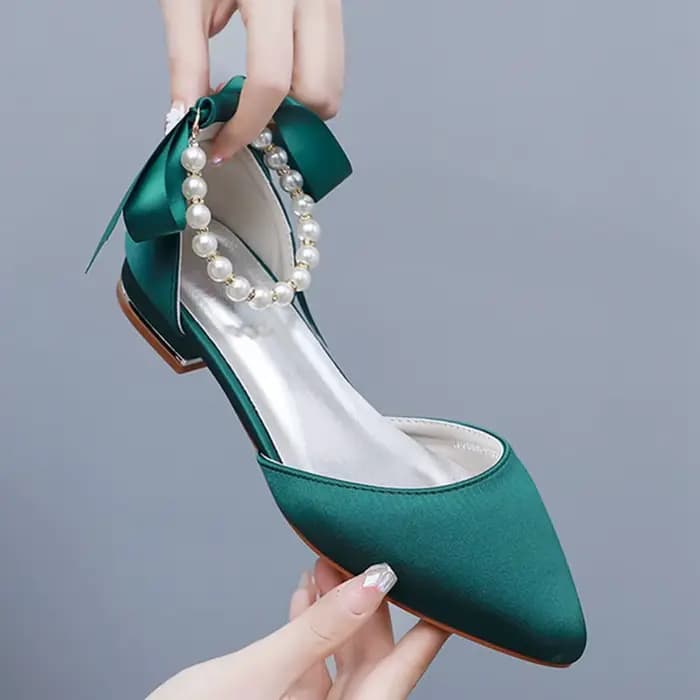Chaussures De mariage mariée talon plat pointu sandales creuses femmes blanc Satin perlé robe