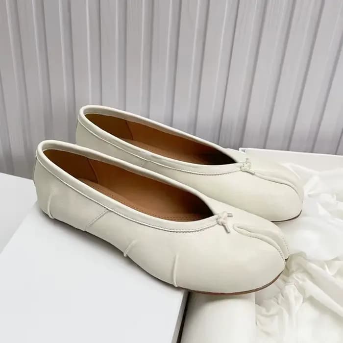 Sandales dorées à talons hauts pour femmes 2026 – Nouveauté mode