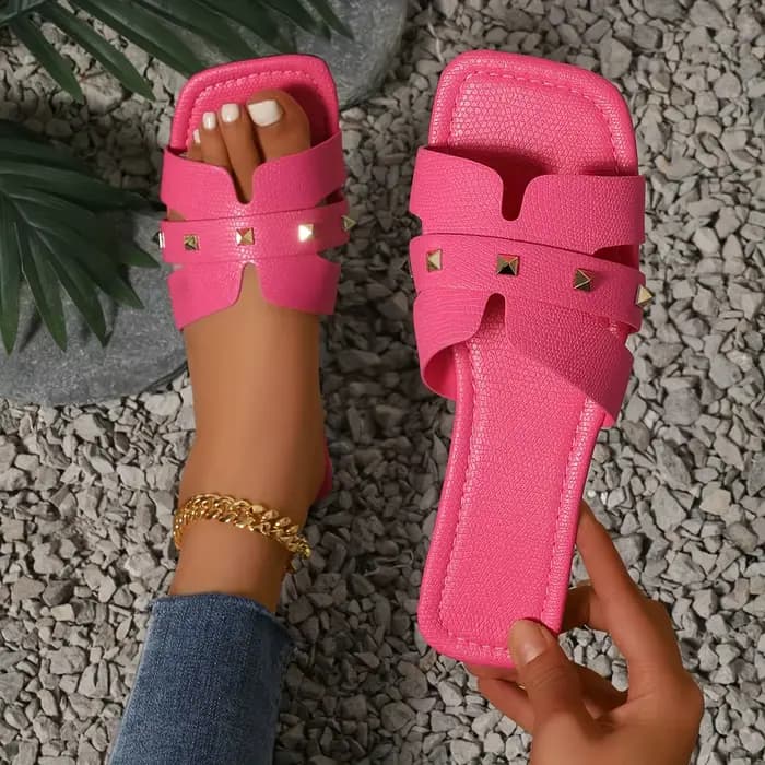 Sandales plates élégantes pour femmes, chaussures d'été décontractées à enfiler pour jeans et robes, confort toutes saisons avec semelle en caoutchouc