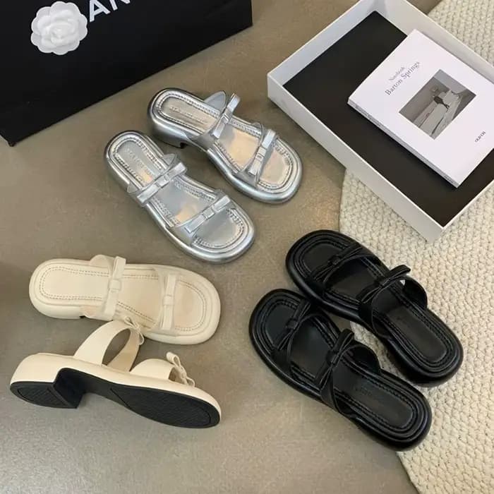 Sandales décontractées confortables à talon bas et bout ouvert argentées pour femmes – Chaussures de plage et de marche pour dames