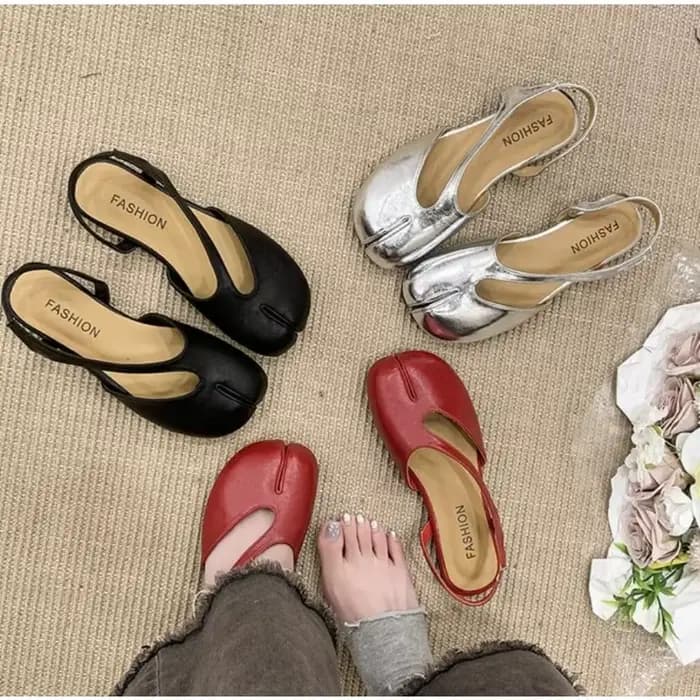 Sandales plates à bout fendu pour femme, collection été 2026, style designer, Tabi Ninja Slingback, chaussures de ballet Mary Jane, mules, chaussures à pieds de cochon, Mujer
