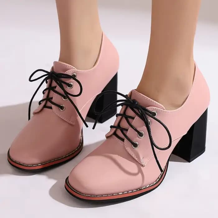 Chaussures à talons hauts rouges pour femmes
