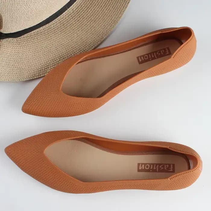 Sandales pointues à semelle plate pour femmes