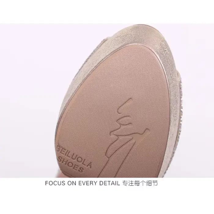 Escarpins à talons hauts pour femmes