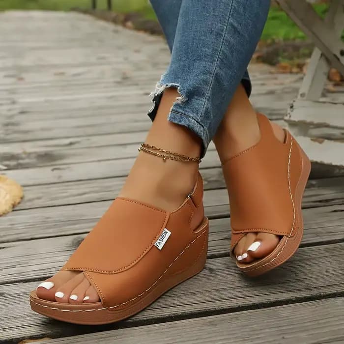 Sandales compensées pour femmes