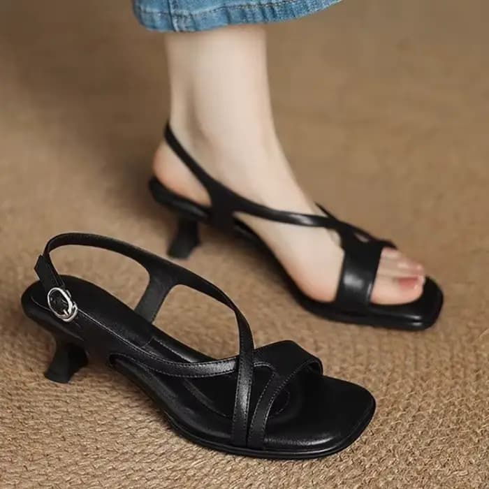 Sandales élégantes pour femmes à bout carré