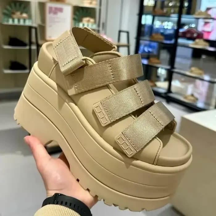 Nouvelles sandales pour femmes
