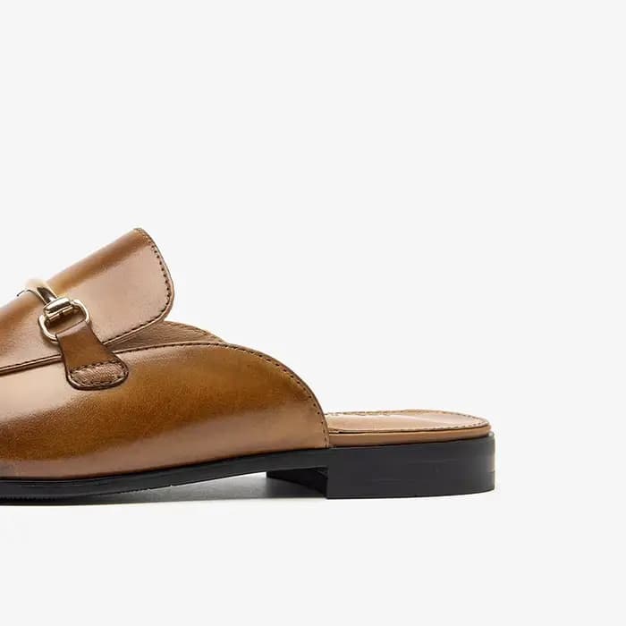 BEAUTODAY Mules décontractées femmes en cuir de veau décoration en métal couleur unie pantoufles mode dames chaussures plates à la main 36265