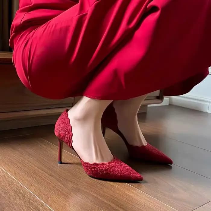 Chaussures simples à talons aiguilles, bout pointu, maille peu profonde, respirantes, creuses, antidérapantes, résistantes à l'usure, talons hauts, nouvelle collection automne