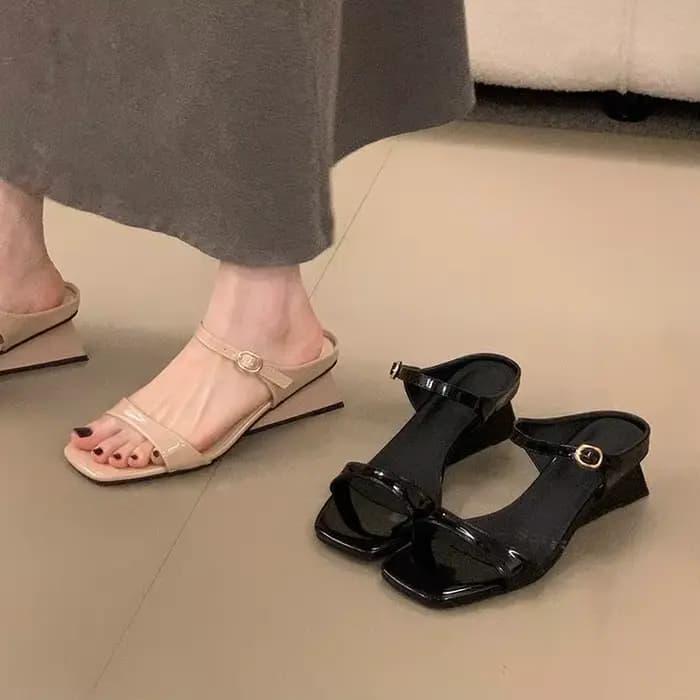 Sandales à talons compensés pour femmes