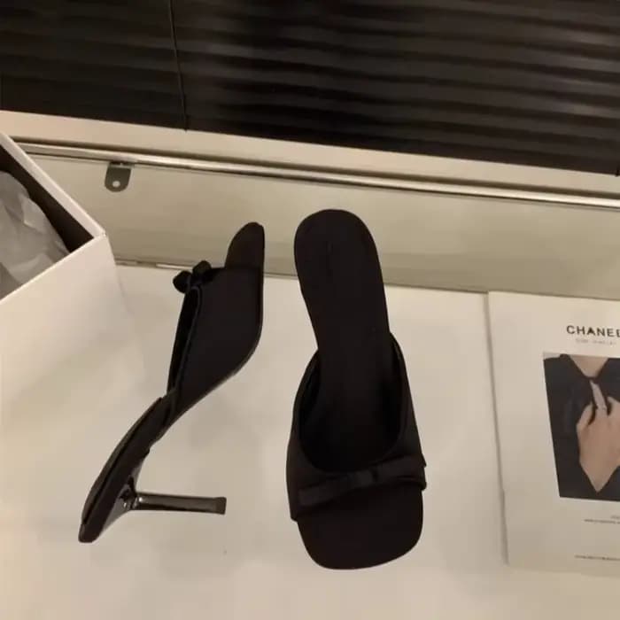 Pantoufles Mules chaussures à talons hauts bas été meilleur Look de rue femmes tête carrée bout ouvert nœud sandales à
