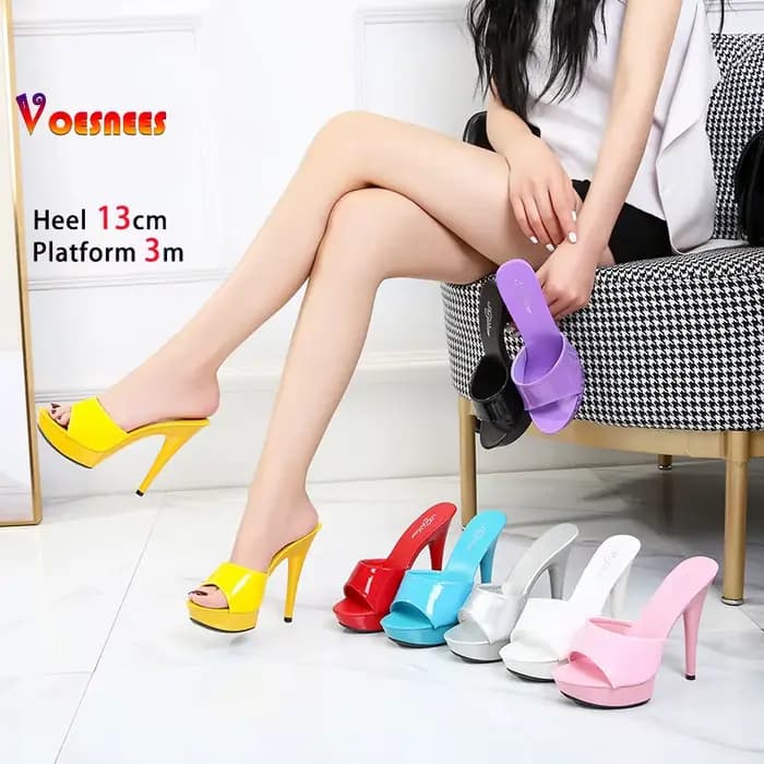 Mules en cuir verni à talons fins pour femmes