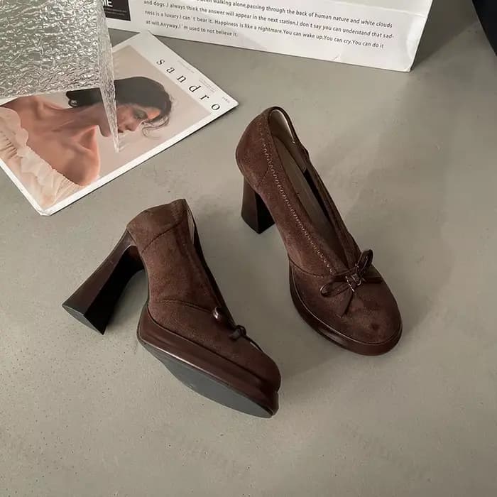 Chaussures à talons hauts pour femmes