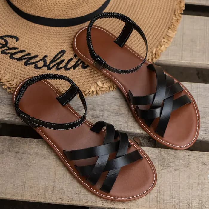 Chaussures pour femmes 2024 été nouvelles femmes sandales plates bas sandales à sangle romaine avec semelles en caoutchouc antidérapantes dames Sandalia quotidienne