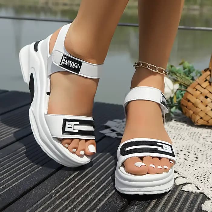 Sandales de sport universelles tendance pour l'extérieur Été 2026 – Nouvelle collection de chaussures de sport polyvalentes et élégantes pour activités sportives