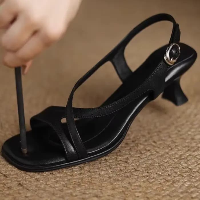 Sandales élégantes pour femmes à bout carré
