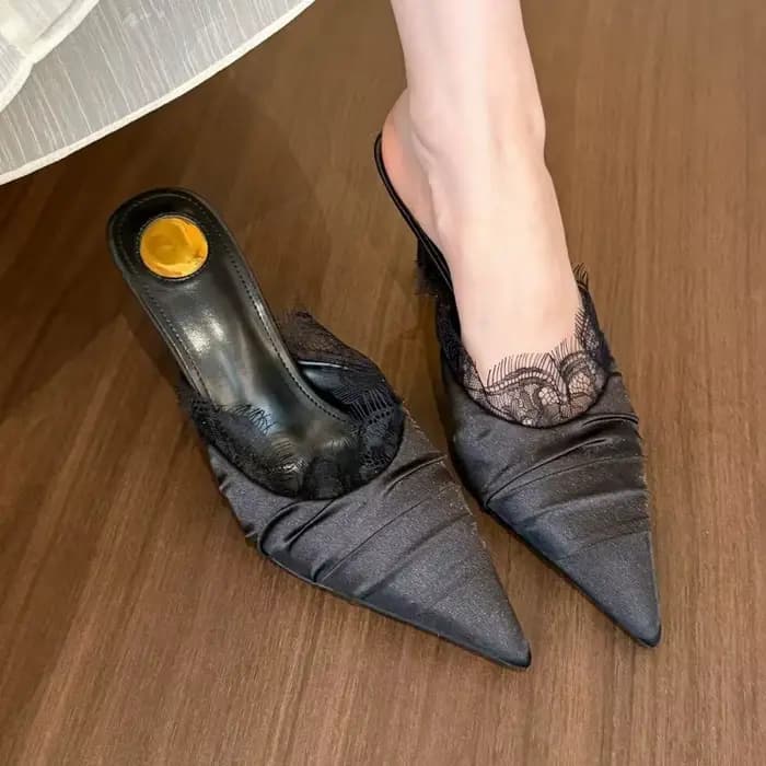 Mode femmes pantoufle élégante dentelle Baotou Mule chaussure Style français pointe pointue chaussures décontractées