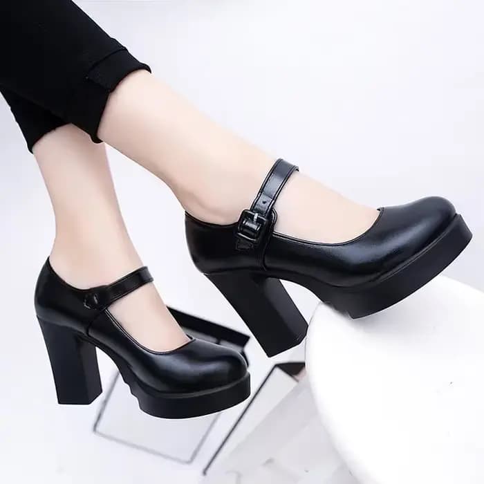 Chaussures pour femmes sur talons