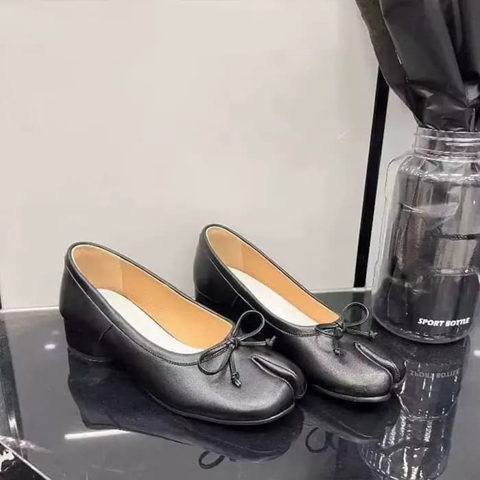 Nouvelles Escarpins Femme 2026 – Chaussures à Bout Fendu Tendance