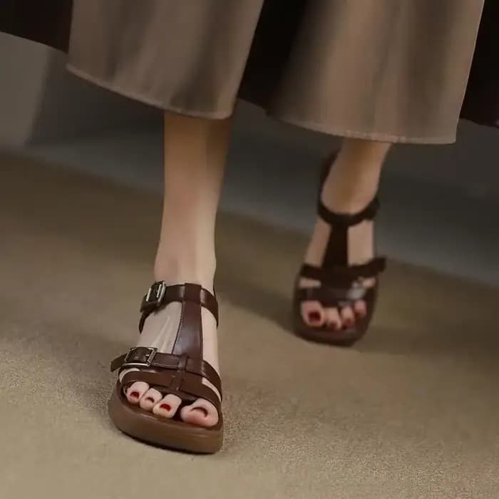 Sandales à talon épais style romain pour femme