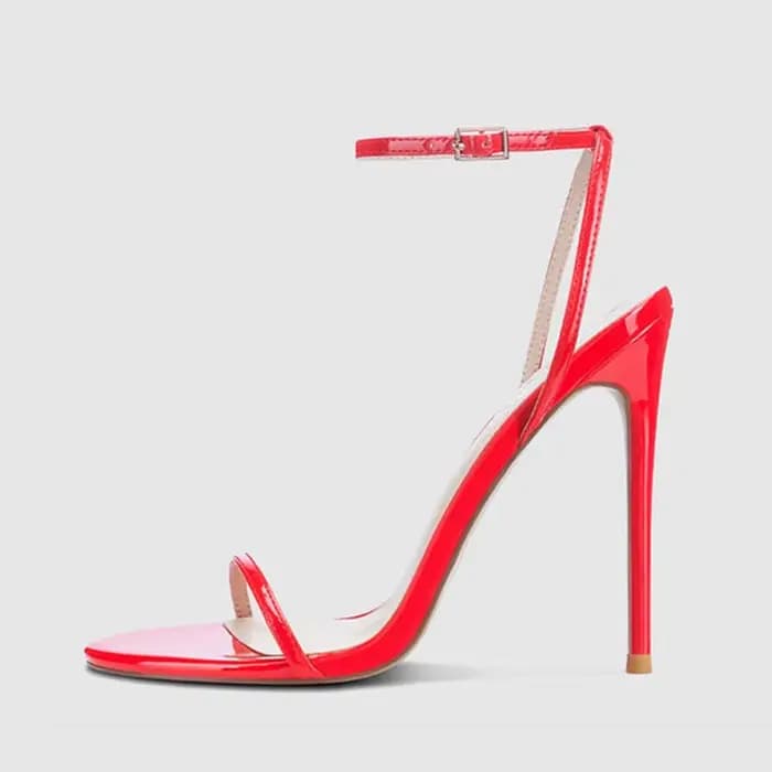 Nouvelles sandales rouges à talons hauts avec talon fin pour femmes