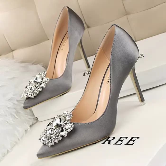CINESSD argent gris noir femmes chaussures de mariée fausse soie Satin strass cristal peu profond femme pompes talon aiguille haut