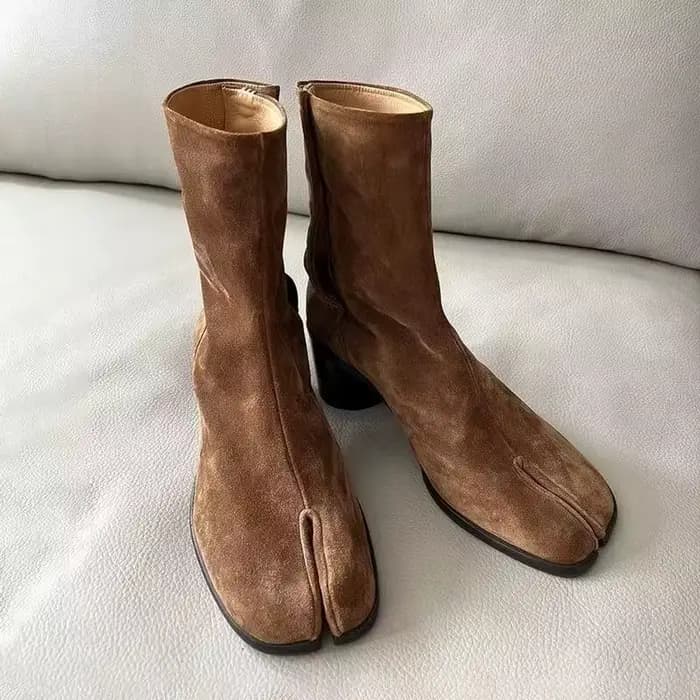 Bottes à talons hauts mi-mollet pour femmes