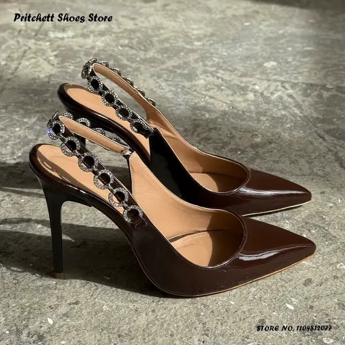 Escarpins en cuir verni et cristal pour femmes