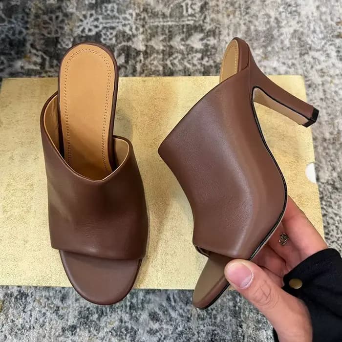 Pantoufles fines à talons hauts pour femmes