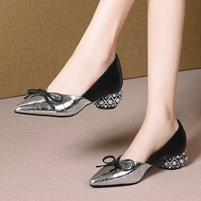 Chaussures à talons simples pour femmes
