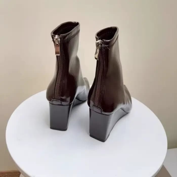Bottines à talons compensés