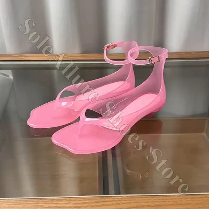 Sandales en gelée scintillantes avec boucle à la cheville, talon bloc bas, style tongs, antidérapantes pour les sorties à la plage et les événements estivaux