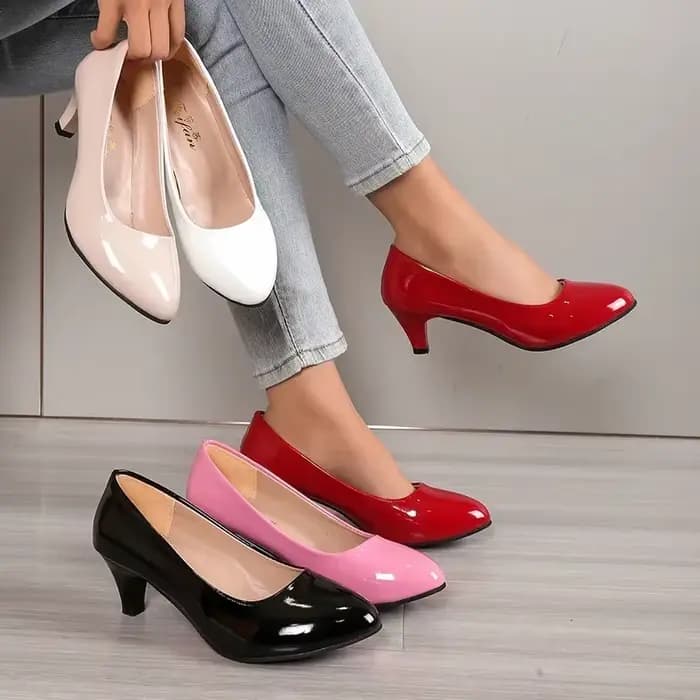 Femmes pompes nu bouche peu profonde