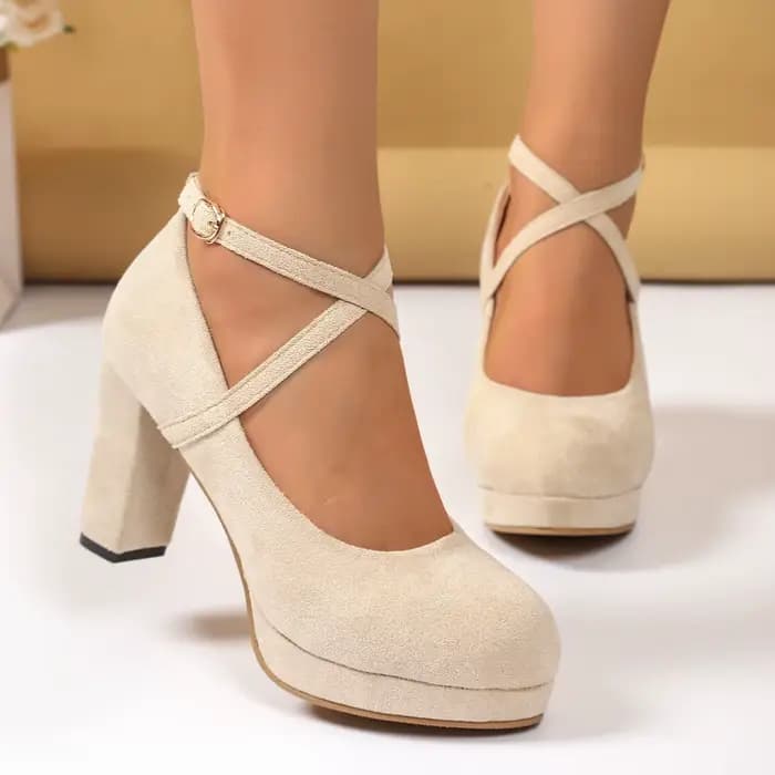 Femmes chaussures sur talons