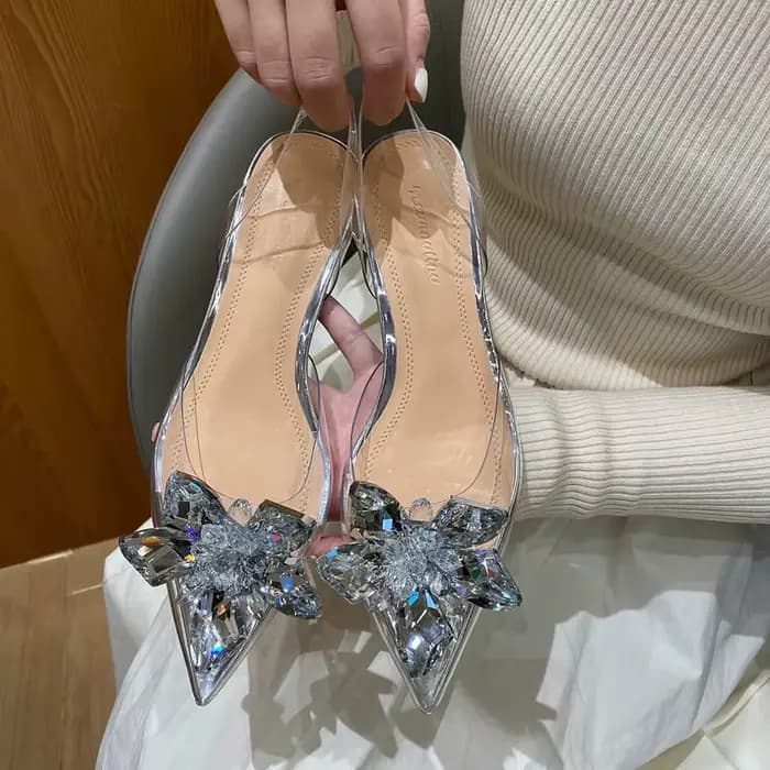 Sandales Baotou argentées pour femme, nouvelle collection été 2026, magnifiques talons hauts transparents à bout pointu, style verre à vin, avec fleurs en cristal, pour célébrités