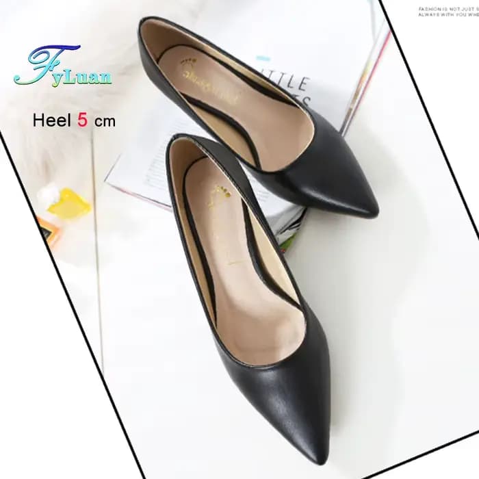 Chaussures à talons moyens noirs de 5cm pour femmes