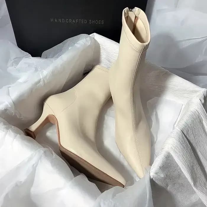 Bottines à bout pointu pour femmes