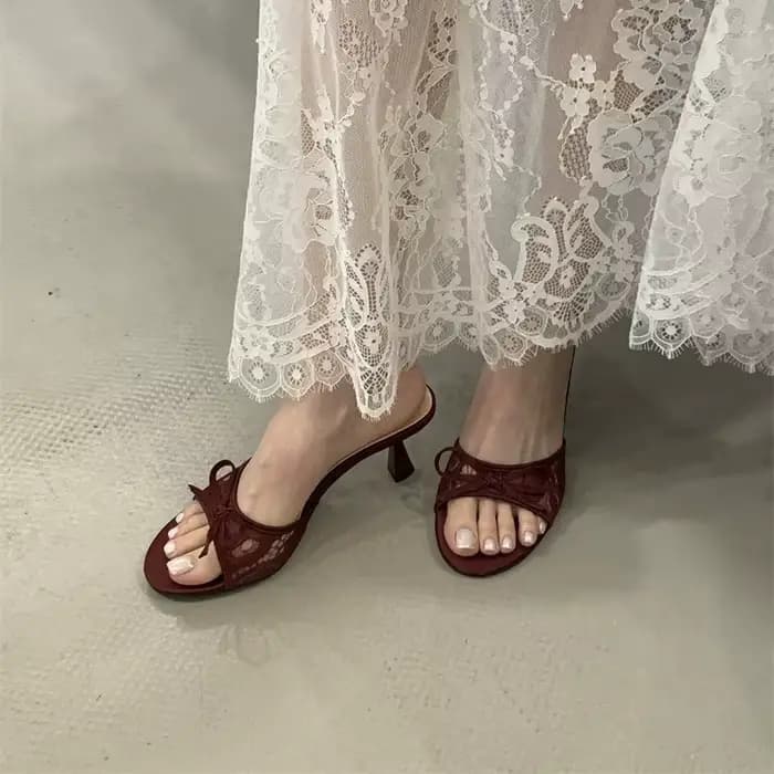 Nouvelles sandales plates à talon fin et bout ouvert pour femmes